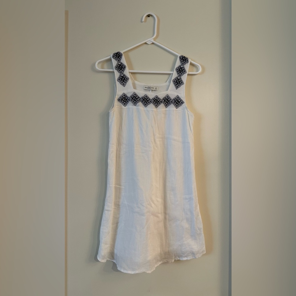 Abercrombie & Fitch Small White Dress
